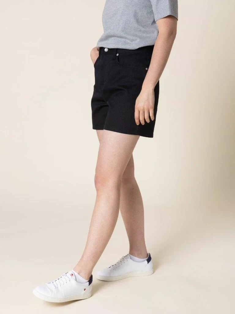 1083 - SHORT JEANS NOIR 276H taille haute coton bio superdenim Femme