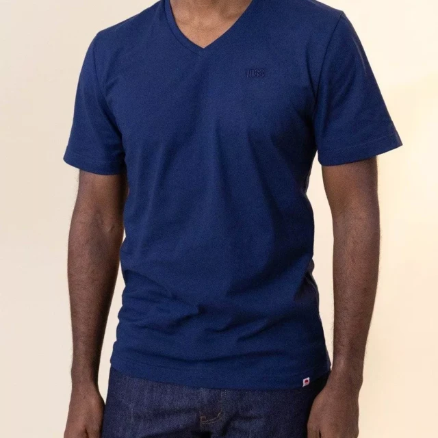 1083 - T-SHIRT BRODE COL V 301 UNI coton bio bleu marine Homme