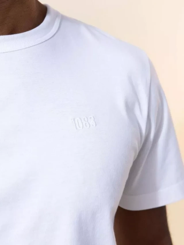 1083 - T-shirt droit brode 304 uni