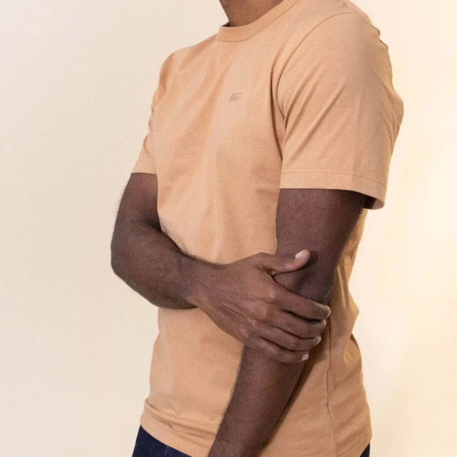 1083 - T-SHIRT DROIT BRODE 304 UNI coton bio marron argile Homme