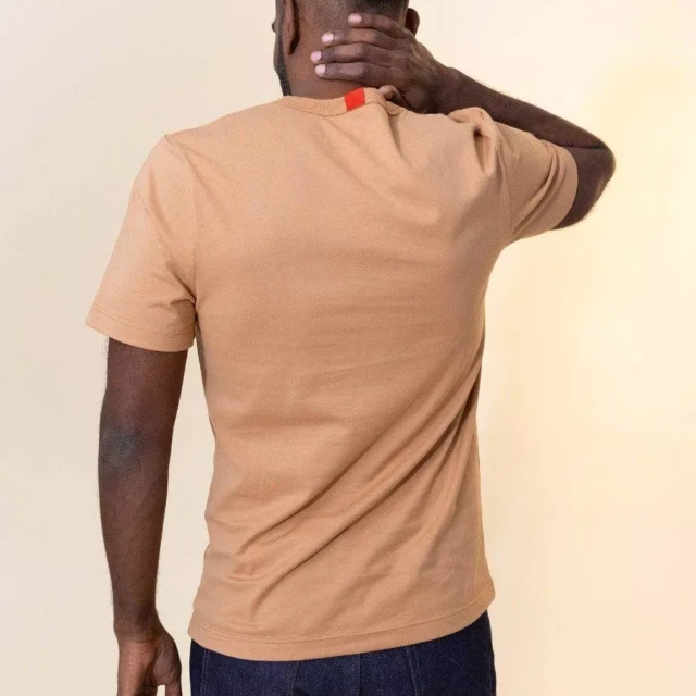 1083 - T-SHIRT DROIT BRODE 304 UNI coton bio marron argile Homme