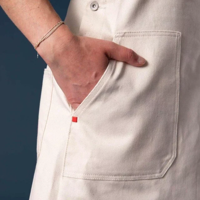 1083 - ROBE SALOPETTE 550 POCHES PLAQUEES coton bio denimoriginal uni ecru