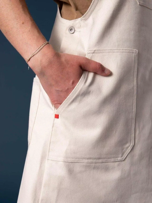 1083 - ROBE SALOPETTE 550 POCHES PLAQUEES coton bio denimoriginal uni ecru