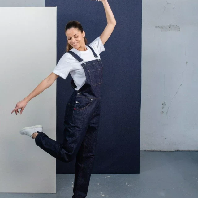 1083 - SALOPETTE  JEANS 571 100 % coton bio superdenim indigo brut Unisexe