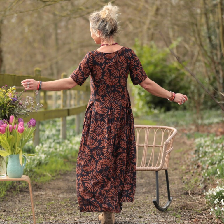 Meta SS25 - Robe Louisa - Viscose fleurie camel – M