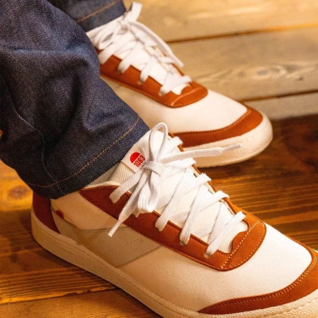 1083 - SNEAKERS VEGAN 901V microfibre ecru bleu glacier Unisexe