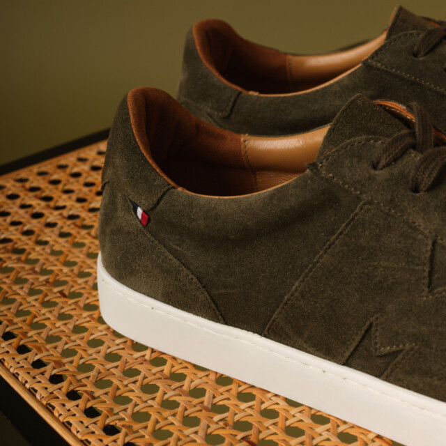 Montlimart - BASKETS VALEUR VELOURS KAKI