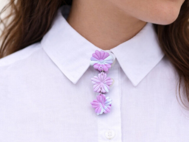 L'Atelier de Patricia - cache bouton chemise - cascade fleurs pastel Dégradé rose