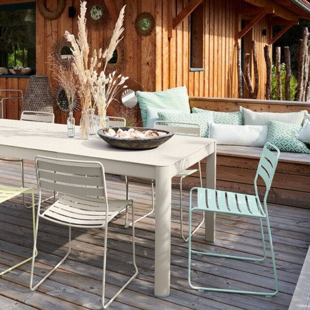 Fermob - Chaise FERMOB Suprising en métal – 26 coloris