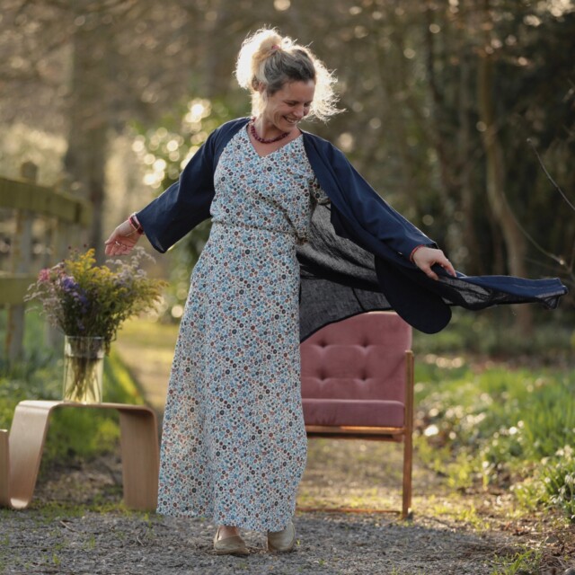 Quintessence - Jupe longue Maya - Double gaze de coton fleurettes bleues