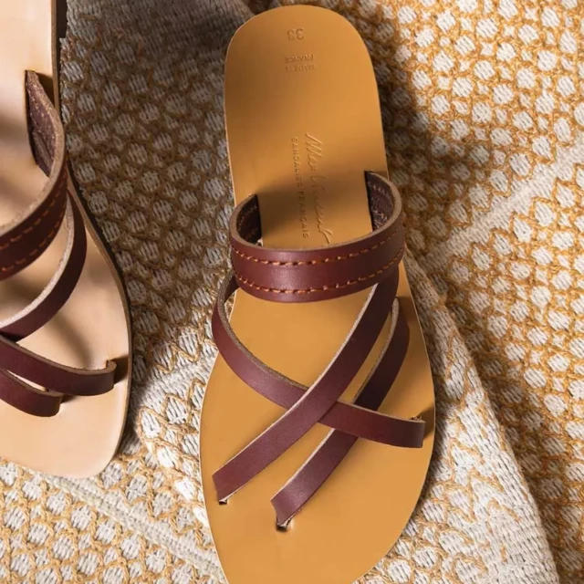 MAX VINCENT - TONGS NOMADE cuir tannage vegetal marron Femme