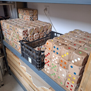 Odeboule-fabrication-de-des-atelier