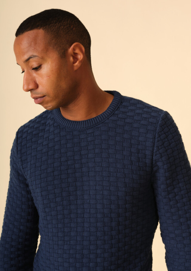 Montlimart - PULL DAMIER BLEU FONCE