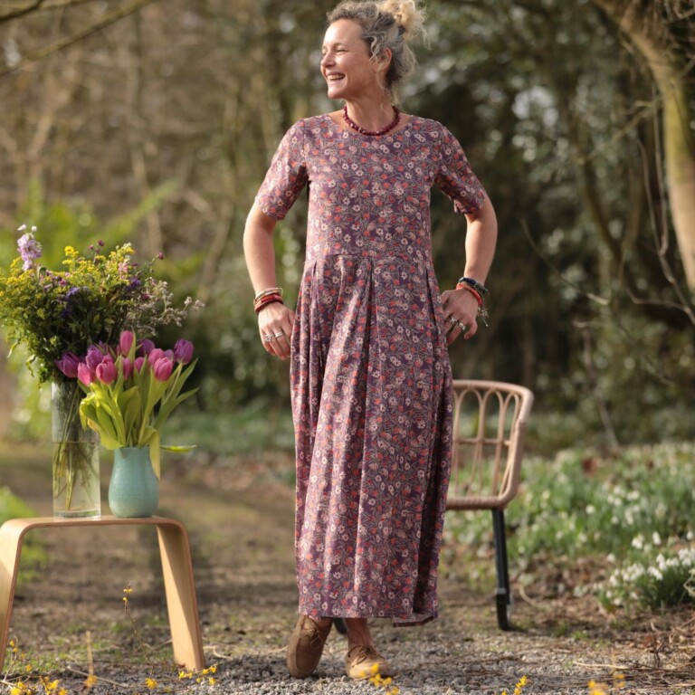 Meta SS25 - Robe Louisa - Coton fleurs d'aubergine – XL