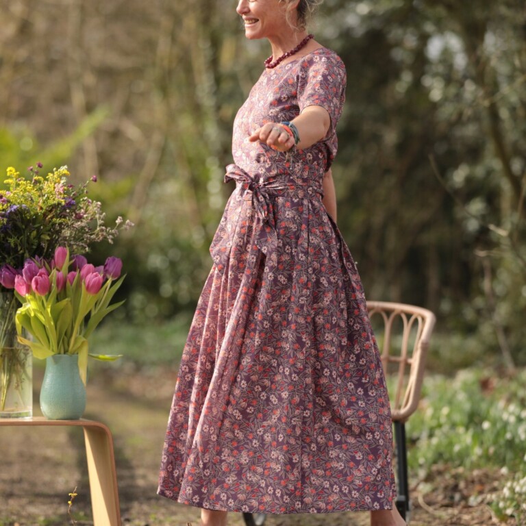 Quintessence - Robe Louisa - Coton fleurs d'aubergine