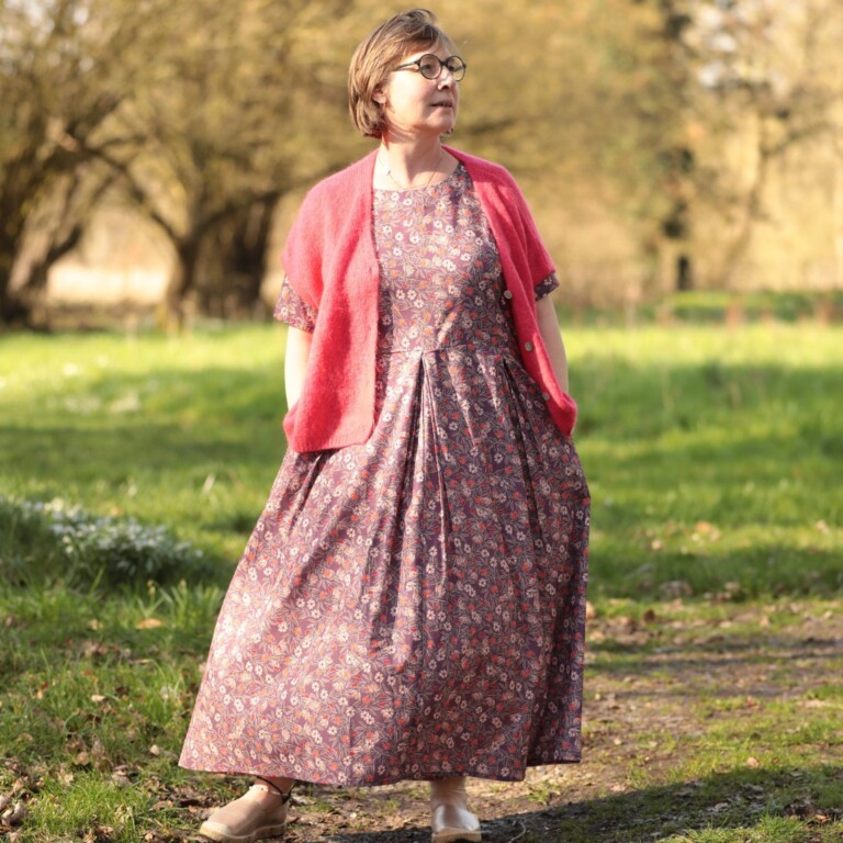 Meta SS25 - Robe Louisa - Coton fleurs d'aubergine – XL
