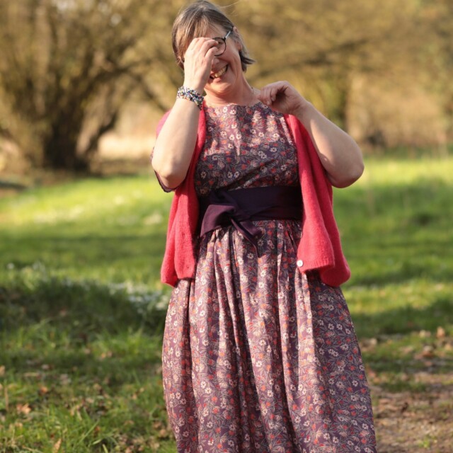 Quintessence - Robe Louisa - Coton fleurs d'aubergine