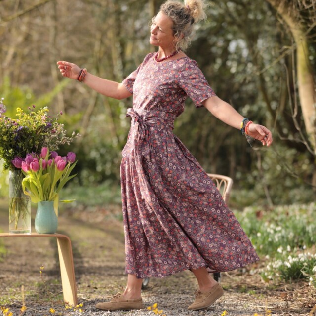 Quintessence - Robe Louisa - Coton fleurs d'aubergine