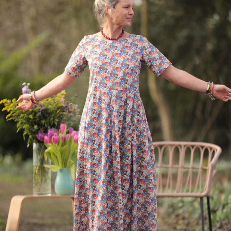 Meta SS25 - Robe Louisa - Coton Petit floral poétique – XXL