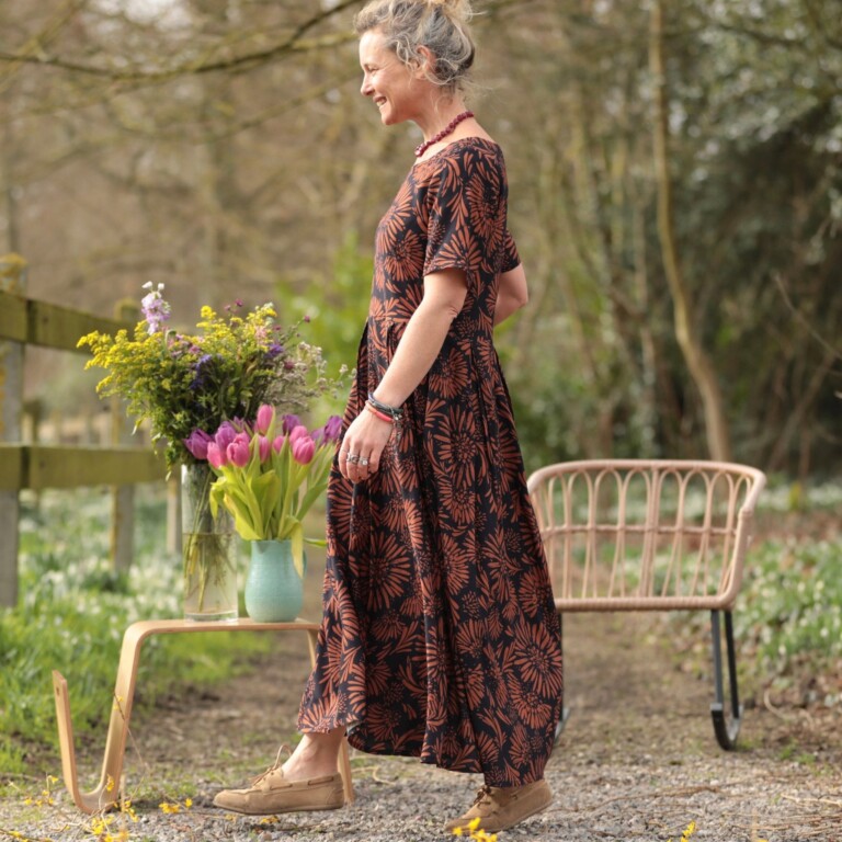 Meta SS25 - Robe Louisa - Viscose fleurie camel – M