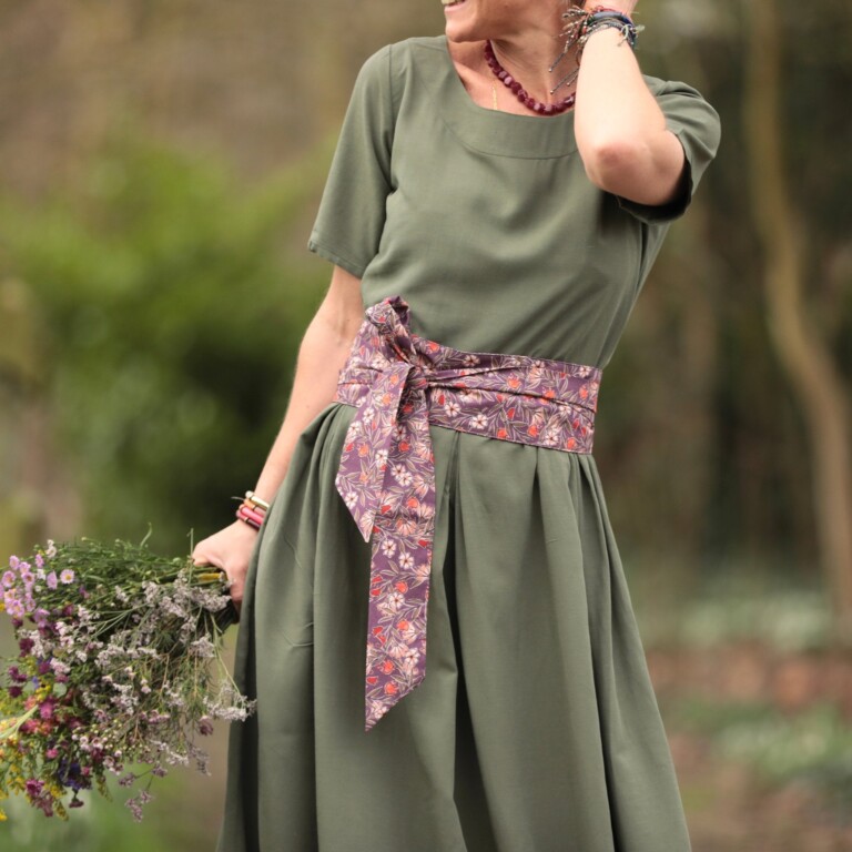 Quintessence - Robe Louisa - Viscose/lin kaki