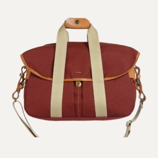 Sac business Musette – Rouge cardinal par la marque Bleu de Chauffe Bleu de Chauffe - Sac business Musette – Rouge cardinal