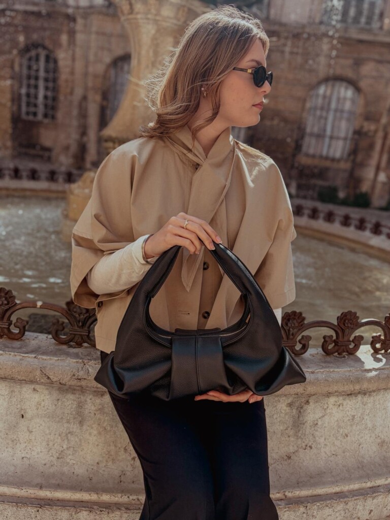 Maison Rottier - Maroquinerie fabriquée en France - Sac en Cuir Noir Grainé - Aline Taille M