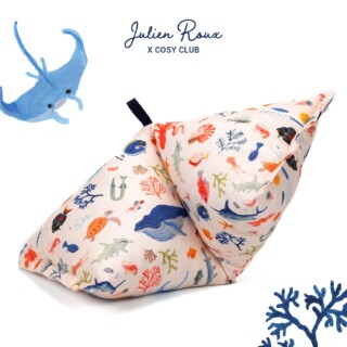 COSY CLUB - Coussin cervical · SALVADOR Cosy Club x Julien Roux