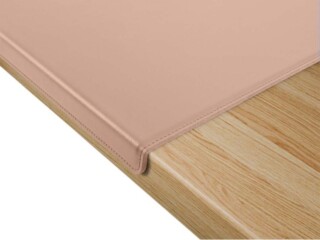 Sous-main à rebord 80cm en cuir rose – SM600-80 par la marque LAVOISIER Maroquinier LAVOISIER Maroquinier - Sous-main à rebord 80cm en cuir rose – SM600-80