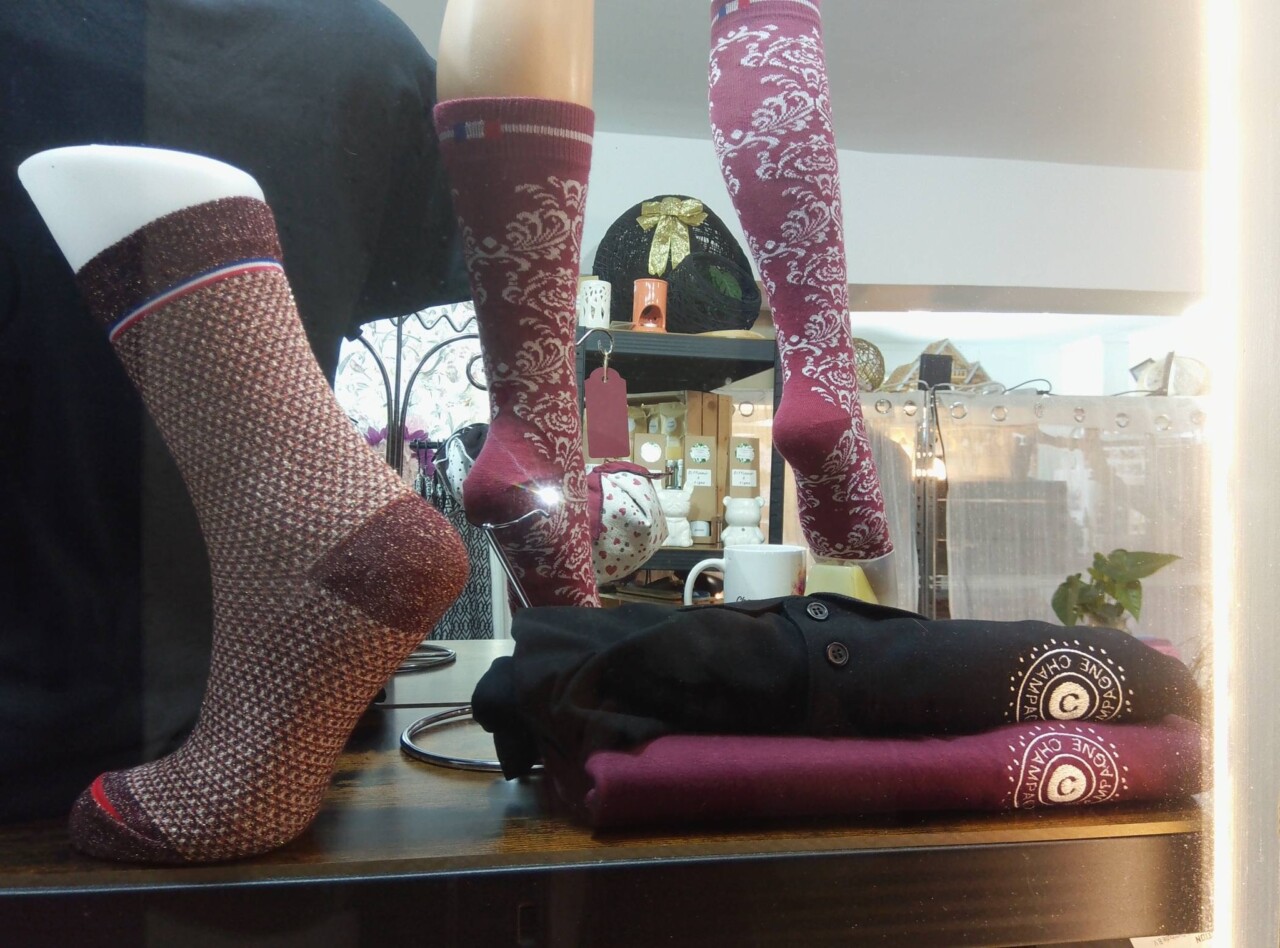 Sun-de-pougy-collection-chaussettes