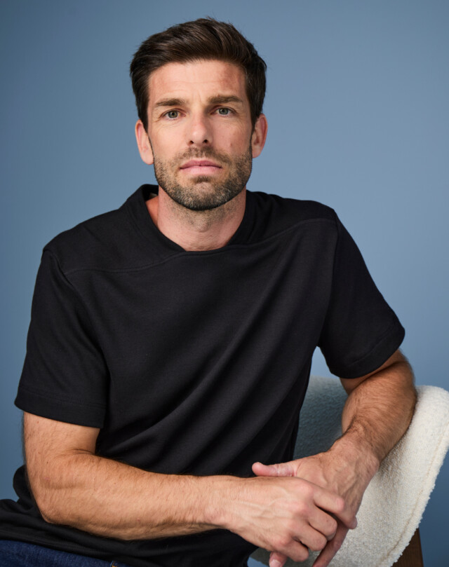 Maison Lemahieu - T-shirt épais col signature en Coton Bio – Noir – Homme