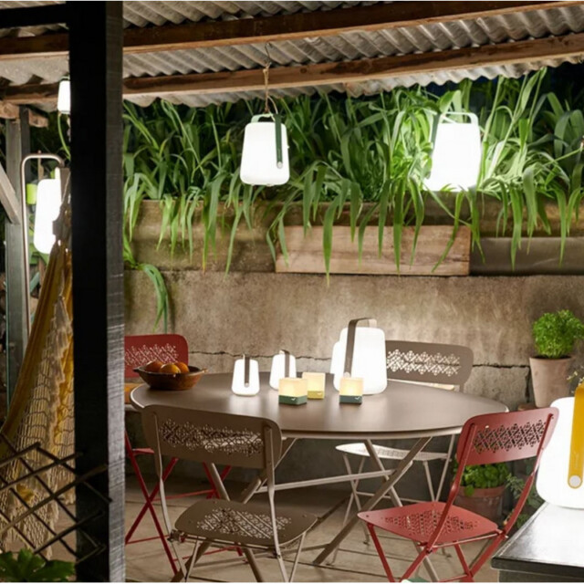 Fermob - Table à manger ronde FERMOB Caractère 128cm en métal – 26 coloris