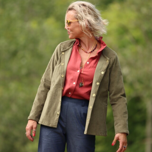 Quintessence - Veste Annie – Velours côtelé kaki