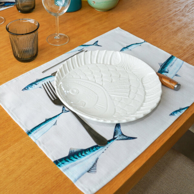 varek.illustrations - Set de table en coton enduit : Maquereau