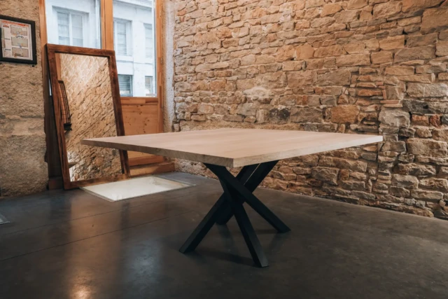 Atelier Boyet - Grande Table Carrée