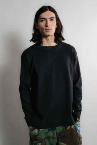 Vahé manches longues – Noir par la marque Nitto Knitwear Nitto Knitwear - Vahé manches longues – Noir