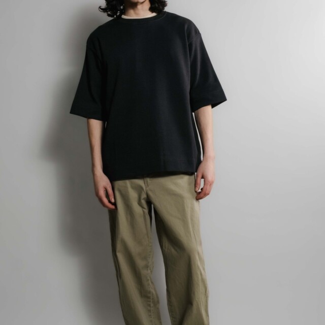 Nitto Knitwear - Vahé manches courtes - Noir