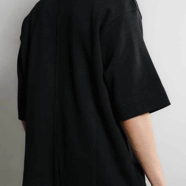 Nitto Knitwear - Vahé manches courtes - Noir