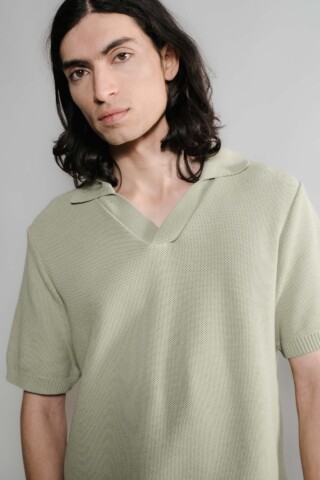 Agop Polo – Vert Olive par la marque Nitto Knitwear Nitto Knitwear - Agop Polo – Vert Olive