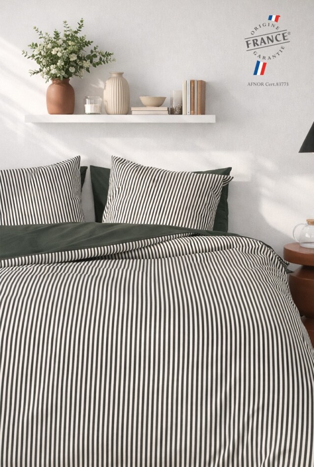 À Demain le linge français - Parure en percale de coton biologique La Fine Rayure Kaki – Housse de couette 240×220 cm + taies 65×65 c
