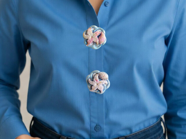 L'Atelier de Patricia - Cache bouton chemise - coquillages Bleu et rose