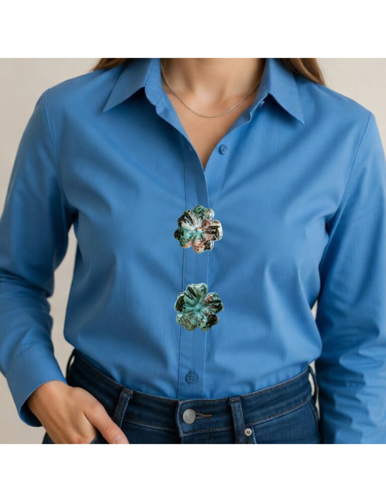 L'Atelier de Patricia - Cache bouton chemise - fleur Vert
