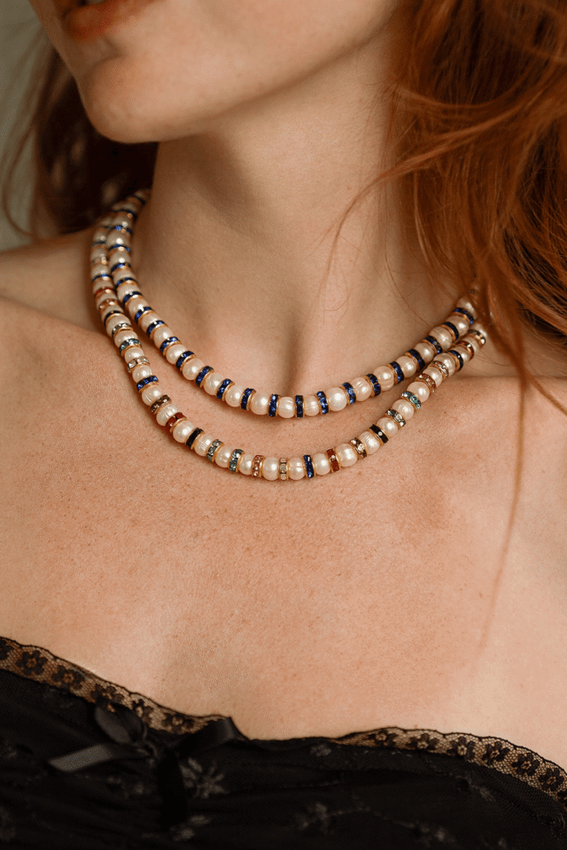 NEIJE - Collier Madame Bovary Perles de Culture et Diamants Multicolores