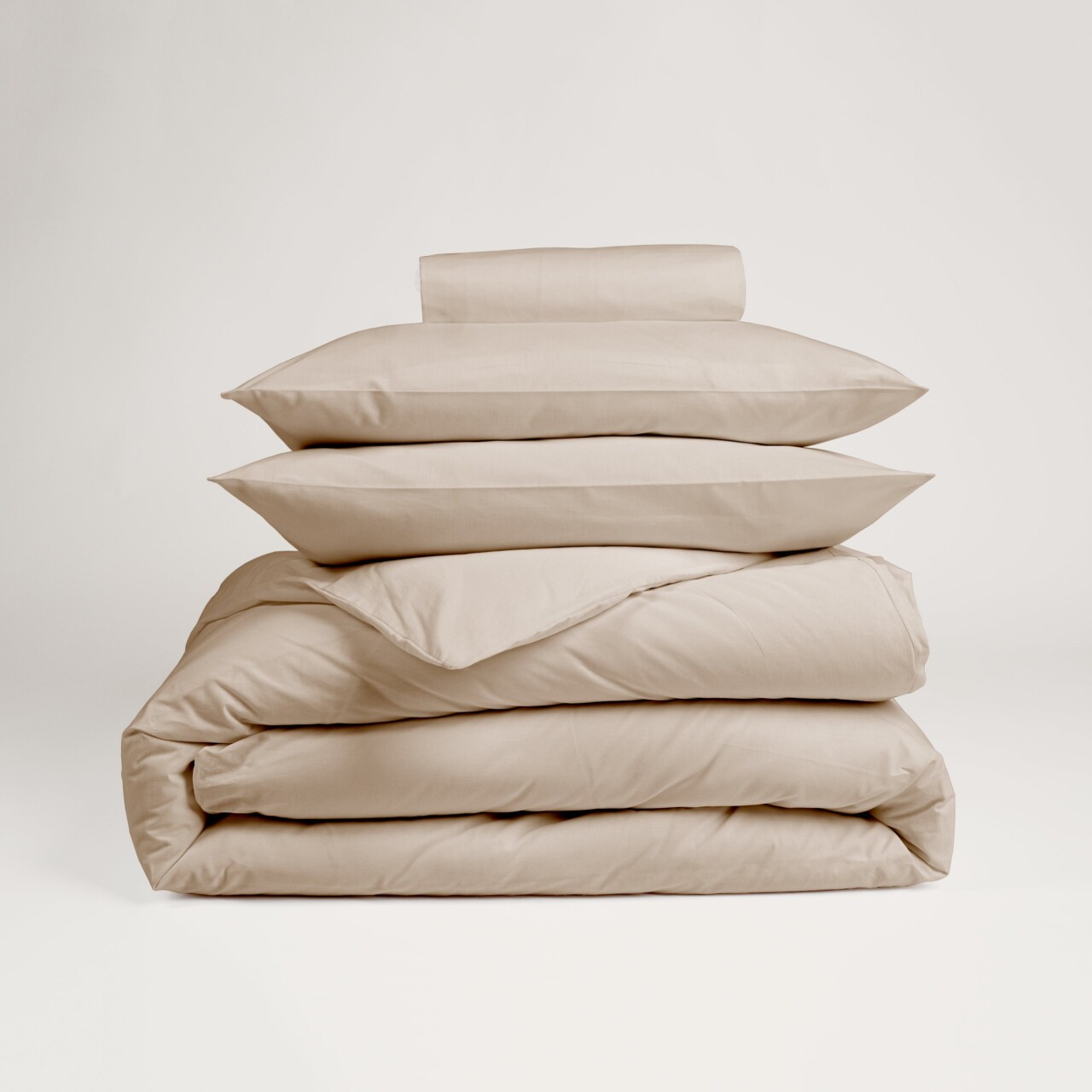 dejorine parure percale precieux rivage packshot 2 Dejorine - Parure de lit en Percale de coton - Beige – 200x200cm / 260x240cm / 40x60cm