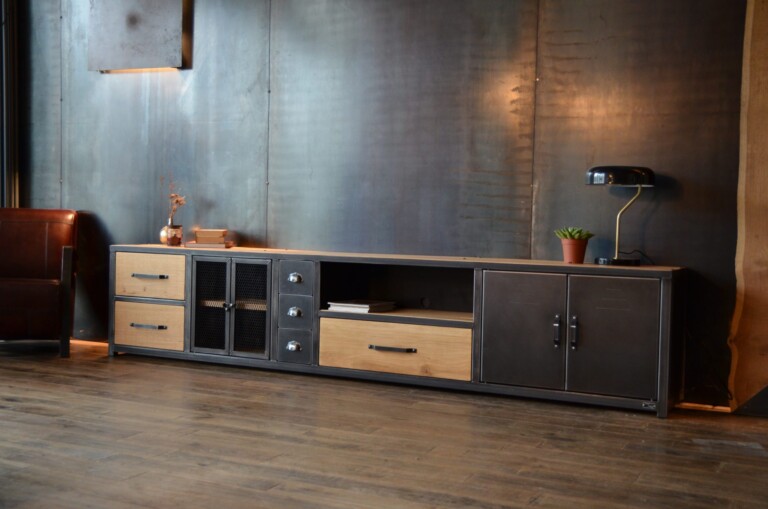 Micheli Design - Grand meuble TV 300 cm industriel PHÉBUS