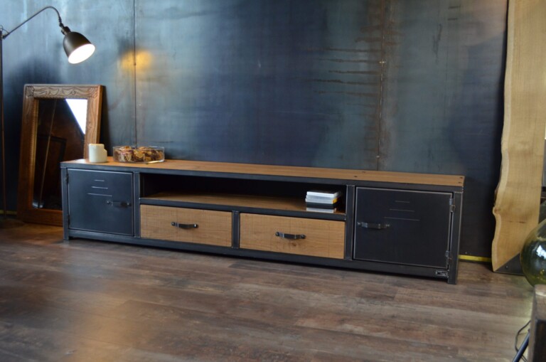 Micheli Design - Meuble TV industriel sur mesure STÉROPÈS III