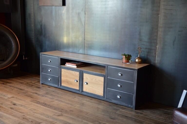 Micheli Design - Meuble TV industriel 220 cm sur mesure TITANIUM