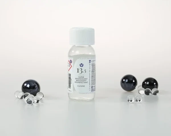 nettoyant degraissant desinfectant pour cuisine vhyg VHYG -