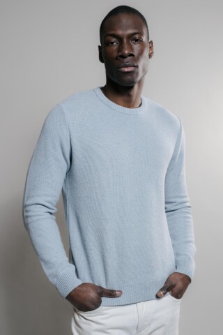 Agop col rond – Light Indigo par la marque Nitto Knitwear Nitto Knitwear - Agop col rond – Light Indigo