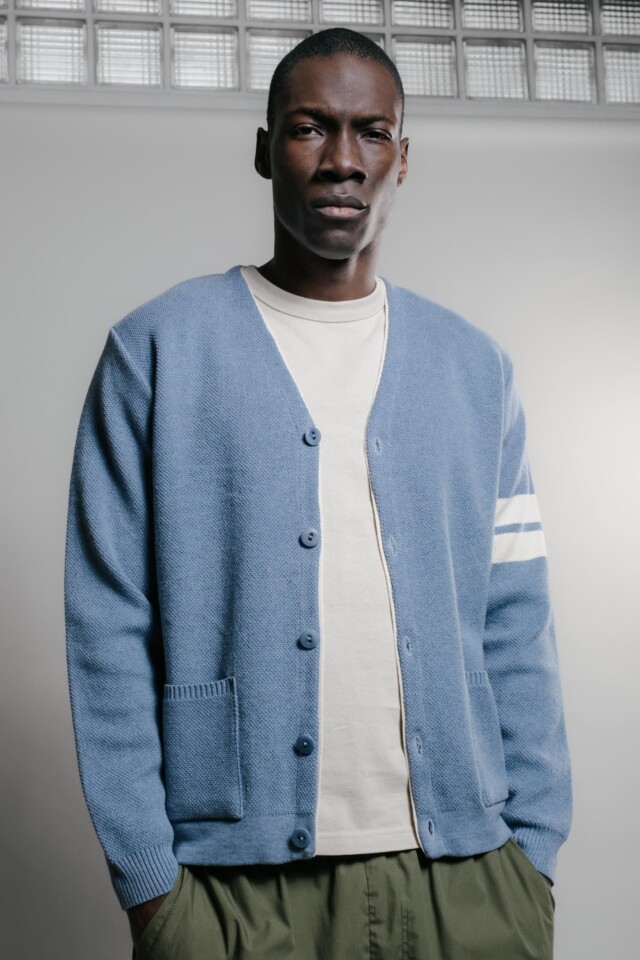 Nitto Knitwear - Youri cardigan Collège – Medium Indigo